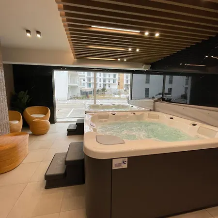 Apartament Sea Sfera - Baseny, Sauny, Jacuzzi, Sala Zabaw, Bilard, Do Plaży 400 M Płaskie Dojście